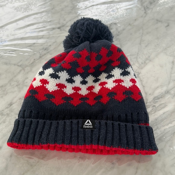 Reebok tuque - Picture 2 of 4